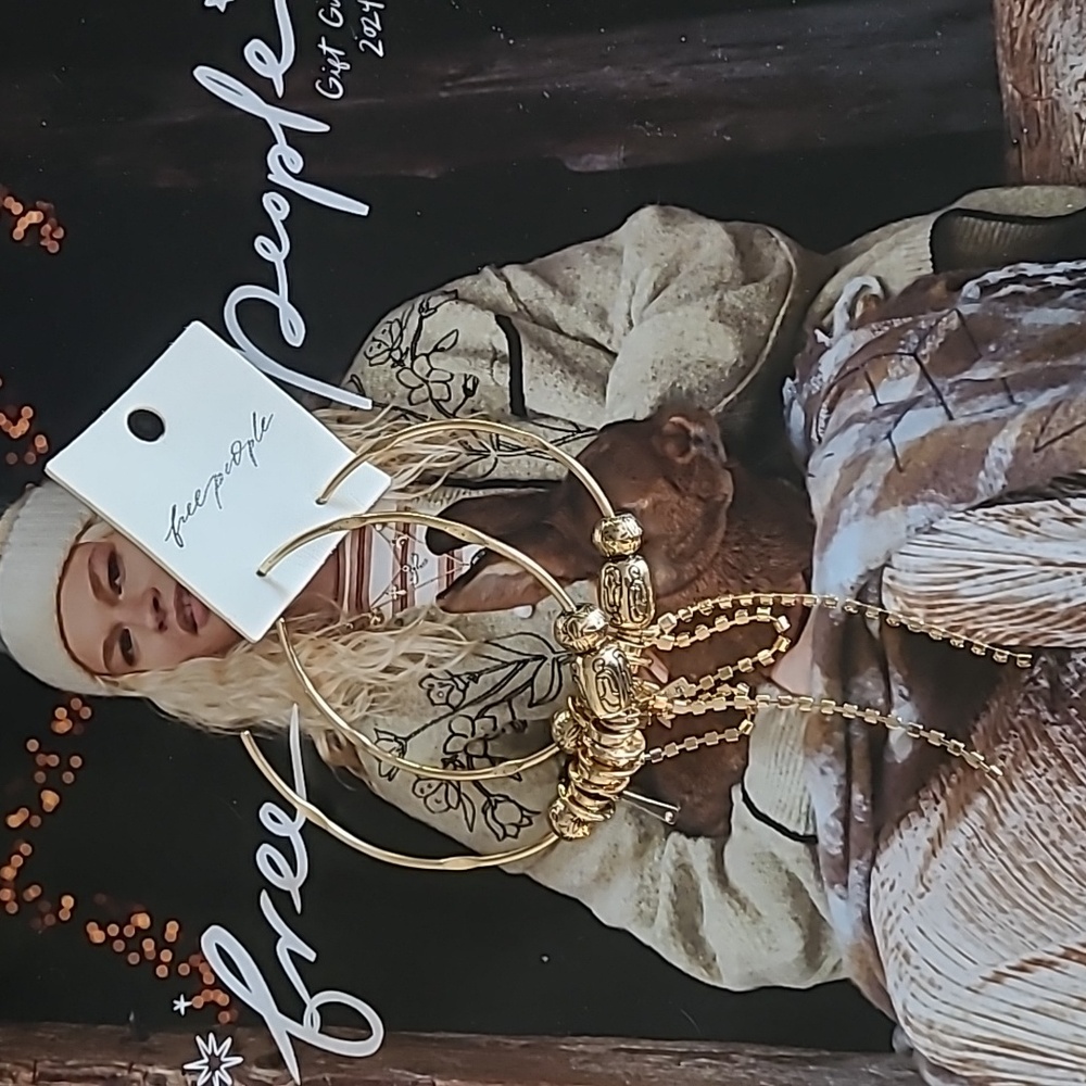 FREE PEOPLE Flume Hoop Earrings - Picture 4 of 7